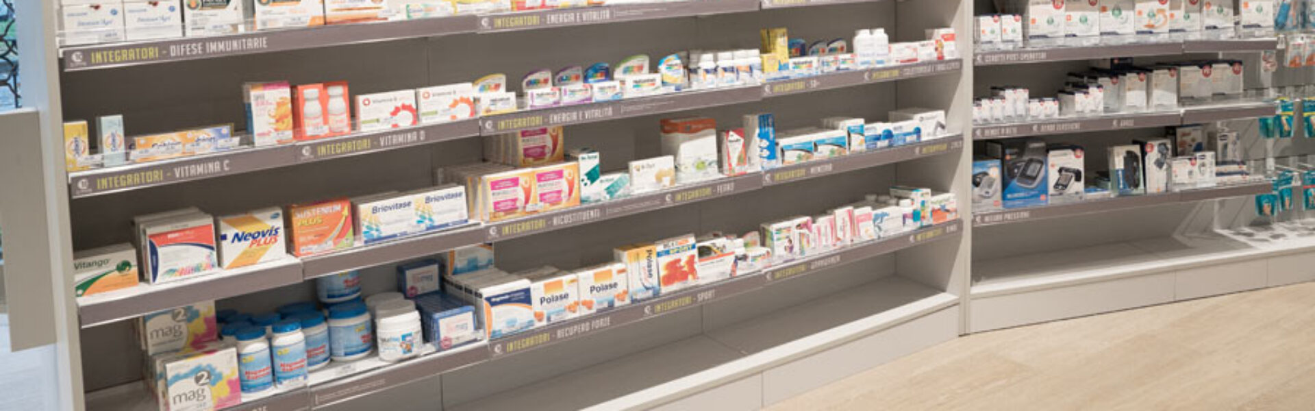 retailin-interno1-farmacia-vintani retailin-interno1-farmacia-vintani